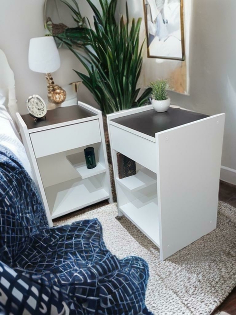 Mesa de Luz EME con 1 Cajón + Estante - comprar online