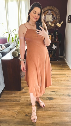 VESTIDO BICO REDONDO - CAMEL
