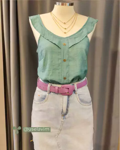 BLUSA BABADO COM BOTÕES - VERDE