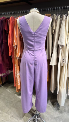 MACACÃO MINIMAL LINHO - LAVANDA - comprar online