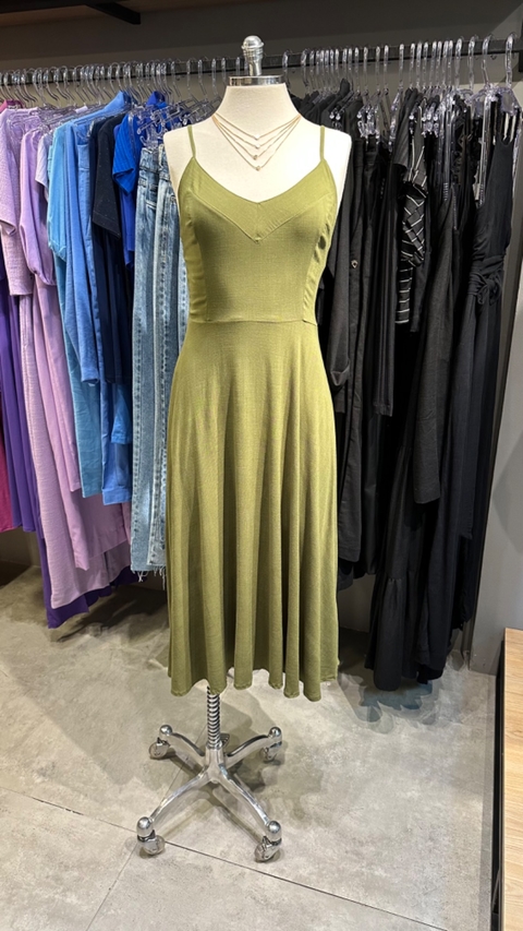 VESTIDO MIDI RETRÔ - VERDE MILITAR