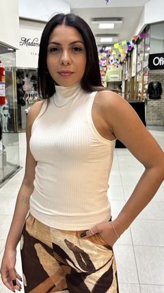 REGATA CANELADA GOLINHA - OFF WHITE - LAVIM