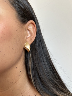 Brinco Celestial Elegance Banho Ouro 18k - comprar online