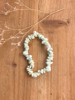Pulseira Cascalho Jade Manteiga - comprar online