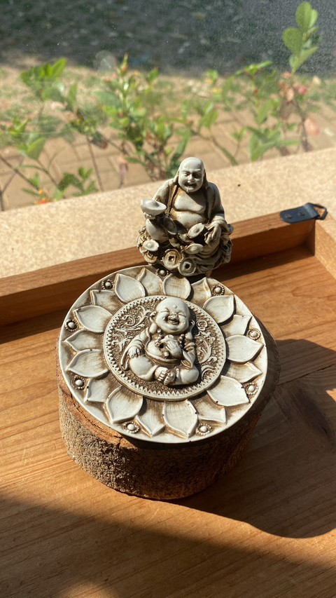 Incensário Buda Sorridente