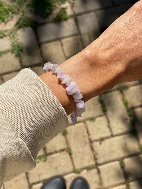 Pulseira Cascalho Kunzita