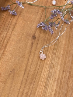 Pingente Flor Quartzo Rosa na internet