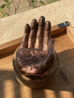 Incensário Mão Cobre
