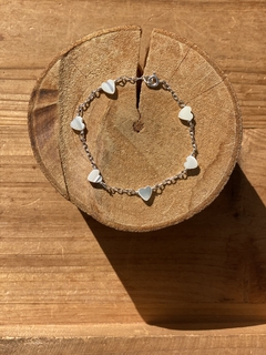 Pulseira Corações Madrepérola - comprar online