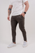 CALÇA ALFAIATARIA SARJA AJUSTÁVEL CHUMBO OF:728 - Caunt Jeans Atacado