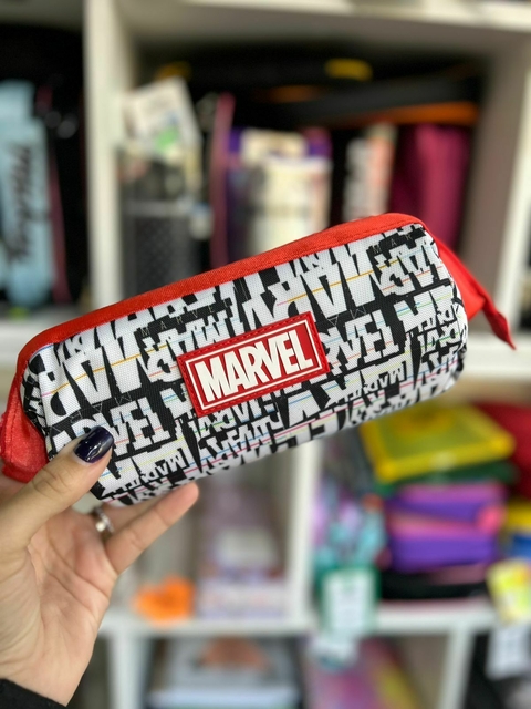 Cartuchera Marvel