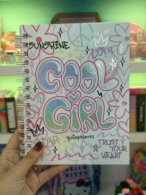 CUADERNO 16 X 21 MOOVING TAPA DURA 80 HOJAS RAYADO ESPIRAL QUITAPESARES