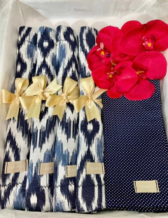 Kit Arabesco Azul com Poa