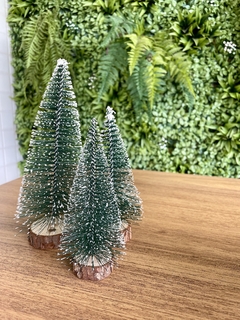 Trio de Arvores decorativas