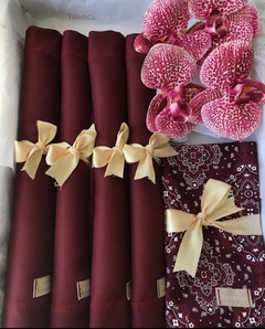 Guardanapo Bandana Bordô - comprar online