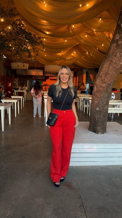 Body Priscilla na internet
