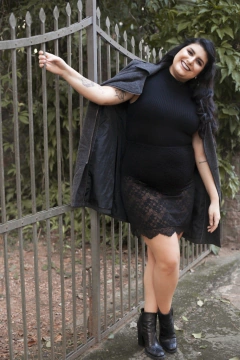 Body Bianca na internet