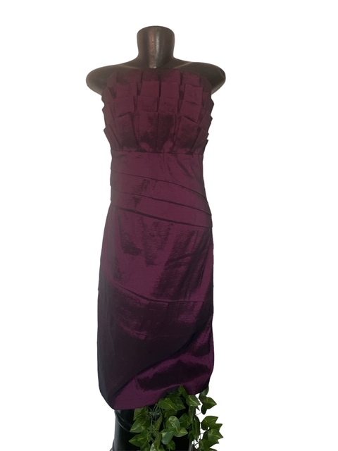 Vestido midi babado busto