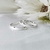 Aliança prata 950 lisa e diamantada quinada 2,5mm - par - comprar online