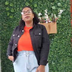 Jaqueta Taylor na internet