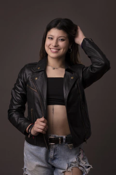 Campera de cuero Mika - comprar online