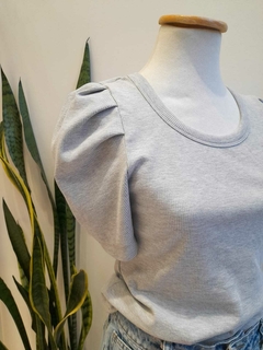 Remera Kavala - comprar online