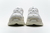 Balenciaga Triple S White na internet