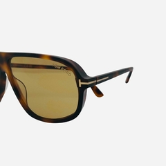 TOM FORD 1208-61-53E na internet