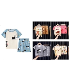 Conjunto de pijama infantil casual, camiseta e short para meninos e meninas na internet