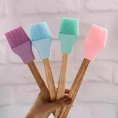 Pincel silicona mango madera 29cm