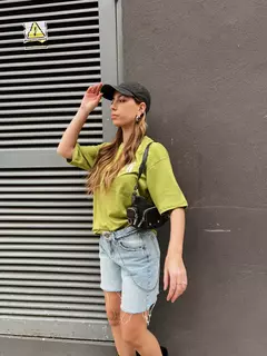 REMERA OVER GREEN - RUBBY INDUMENTARIA