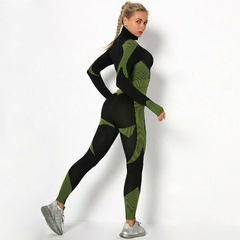 CONJUNTO TRES PIEZAS SEAMLESS I-RUN en internet