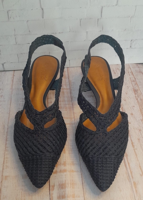 Scarpin Valentina Kiten Marinho