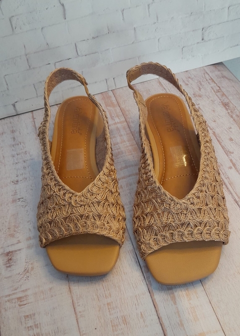 Sandália Tramada Valentina Caramelo - comprar online