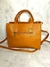 Cartera "Las Oreiro" en internet