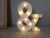 VELADOR LETRA & DE LUCES LED BLANCO
