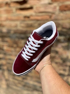Vans Old Skool na internet