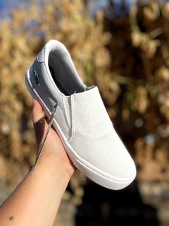 Lacoste Slip On - comprar online