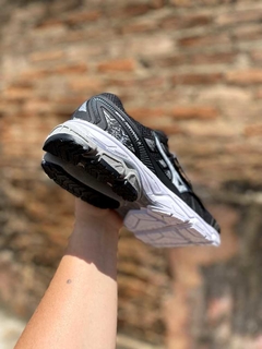 Mizuno Wave Nirvana 9 - comprar online