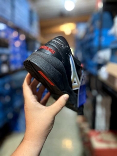 Mizuno Sky Medal o Lendário Camaleão - loja online