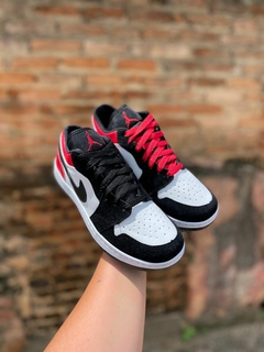 Nike Air Jordan na internet