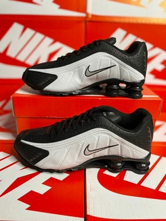 Nike Shox R4 - WS House