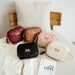 Bolsa - Laço Bordada