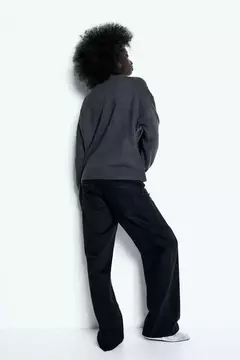 SWEATER CON PERLAS H&M - Abril Intimate