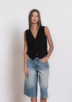 BERMUDA JAMES - Abril Intimate