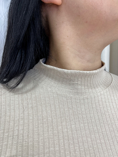 Blusa Cacharel Lia - Bege Tam Único (36 ao 44/46) na internet