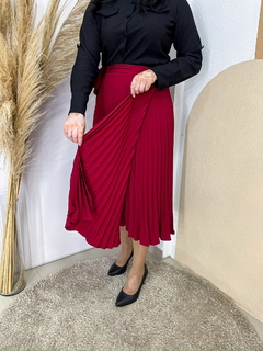 Imagem do Saia Envelope Plissada Helen - Bordo - P/M (36 ao 42)