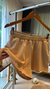 Short Quins Essential Caramelo - Elena López Escary