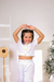 Conjunto Monique Branco na internet