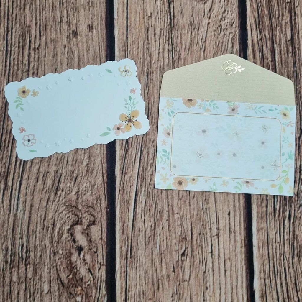 Mini cartões com envelopes